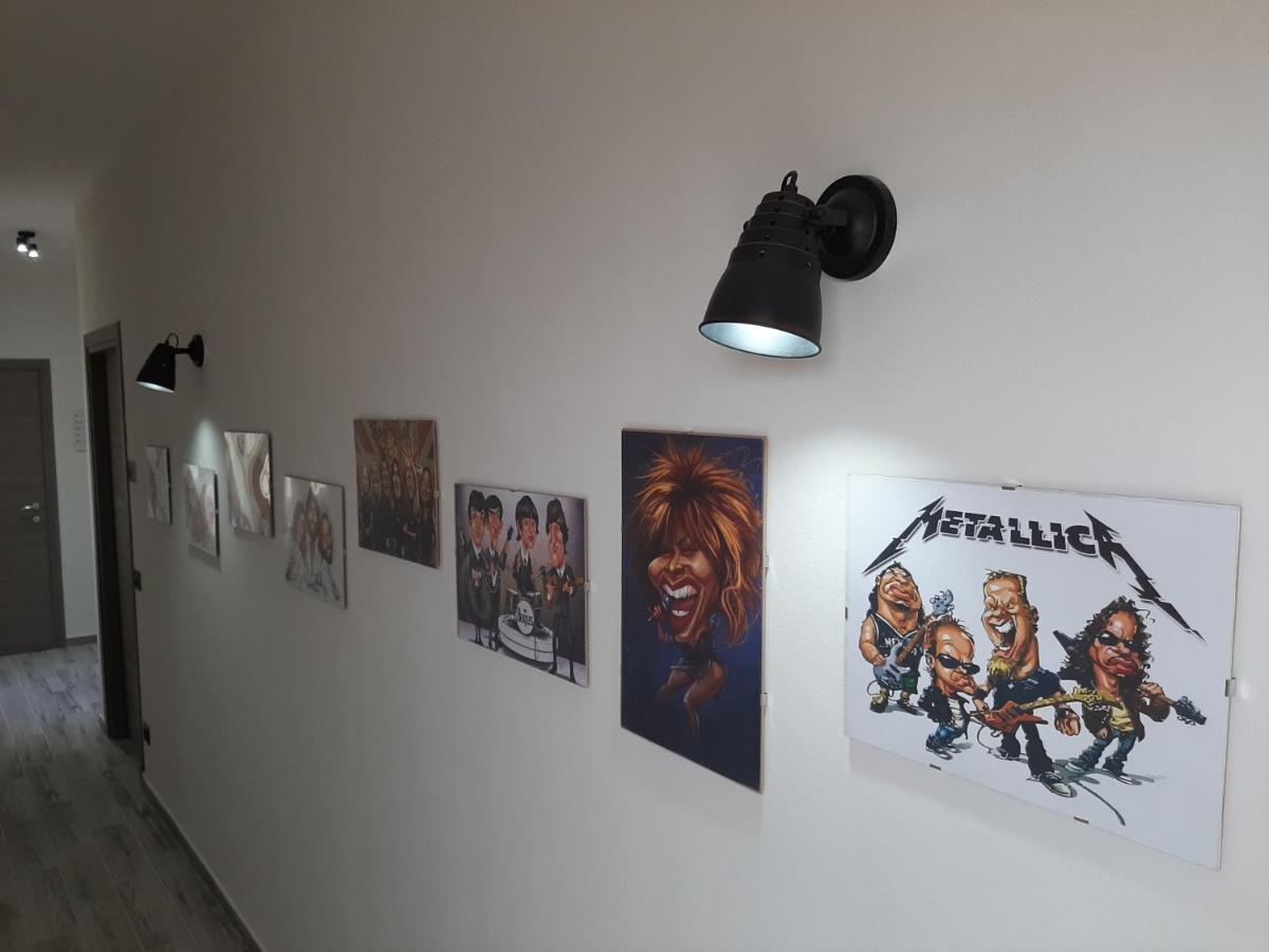 The Home Of Music Stars Catania Exterior photo